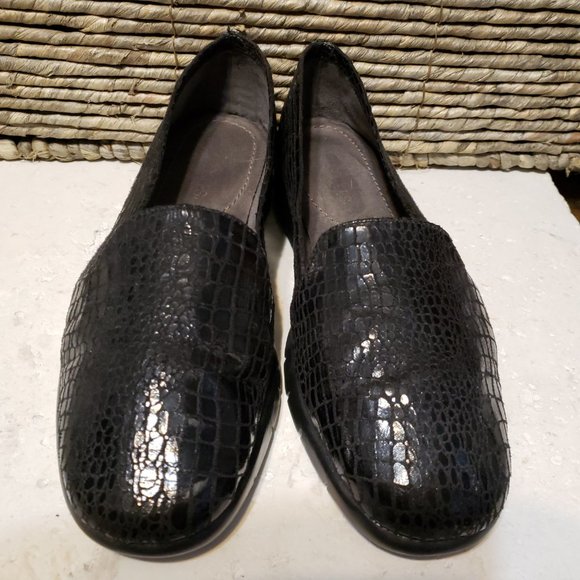 Aerosoles Army Soft Embossed Croc Design Size 9.5 - Picture 8 of 8